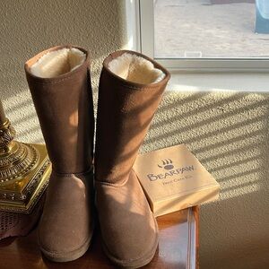 Bearpaw tall boots and boot care kit